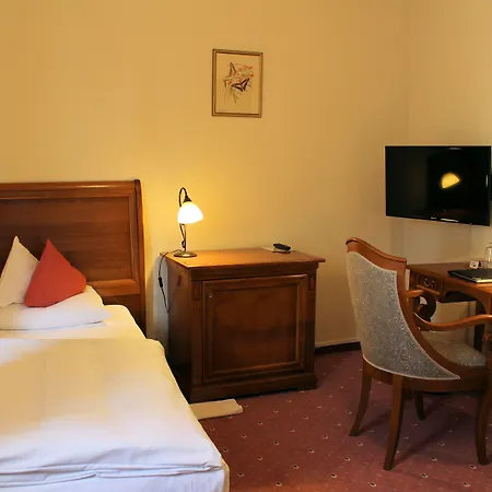 Henri Garmisch-Partenkirchen