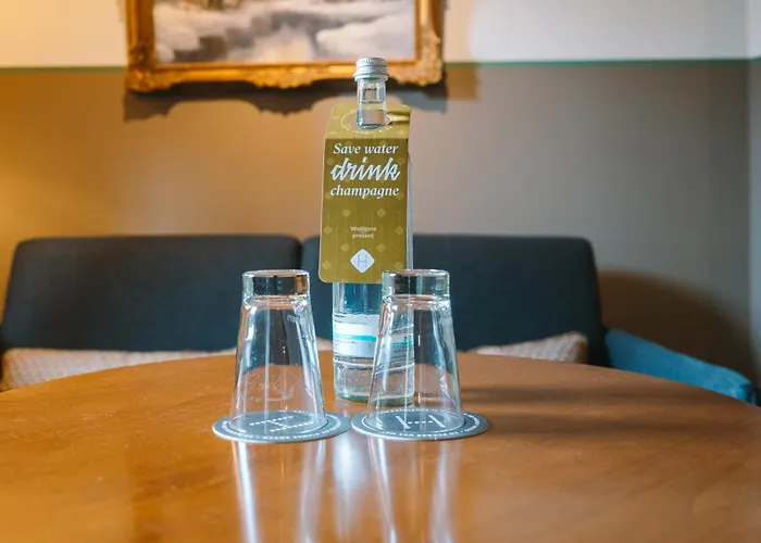 酒店 Henri 加爾米施-帕滕基興