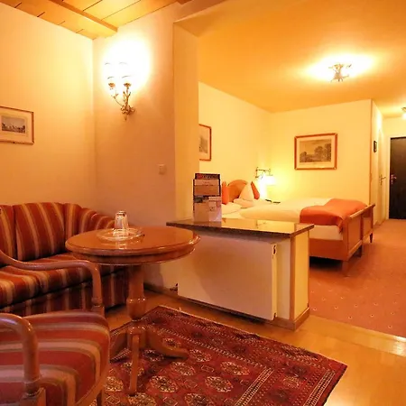 Reindl's Partenkirchener Hof Hotel 4*